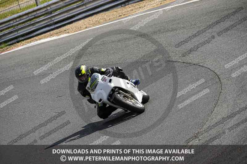 brands hatch photographs;brands no limits trackday;cadwell trackday photographs;enduro digital images;event digital images;eventdigitalimages;no limits trackdays;peter wileman photography;racing digital images;trackday digital images;trackday photos